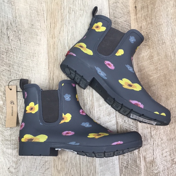 chooka sidewalk waterproof rain bootie